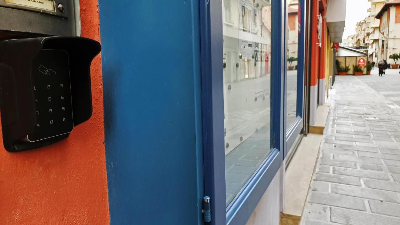 6Th Land - Rent Rooms Affittacamere La Spezia Eksteriør bilde